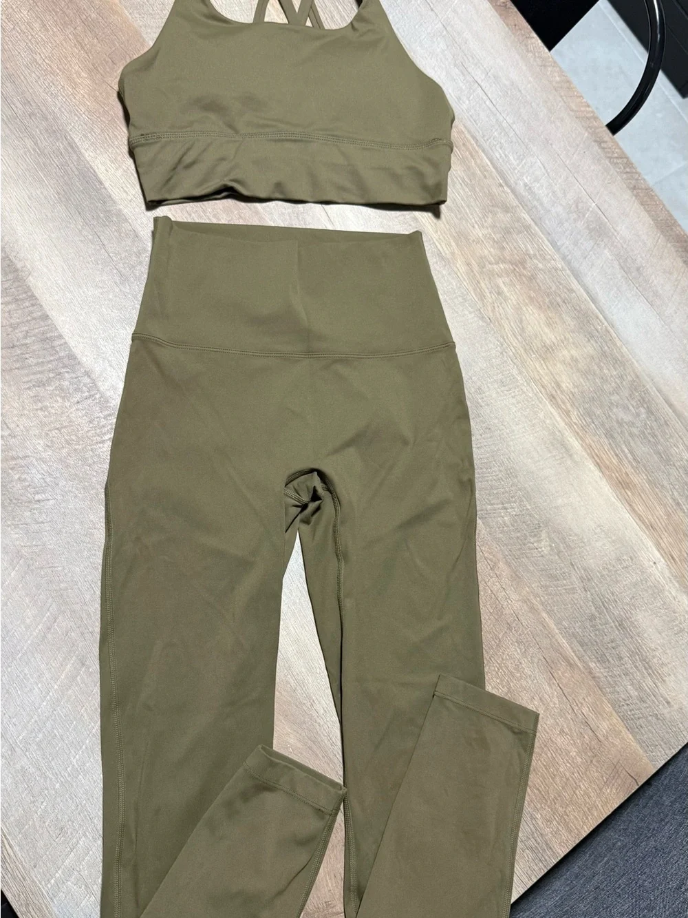 SAVVI Activewear Legging & Sports Bra Set | Sage Green | Women’s Size Small